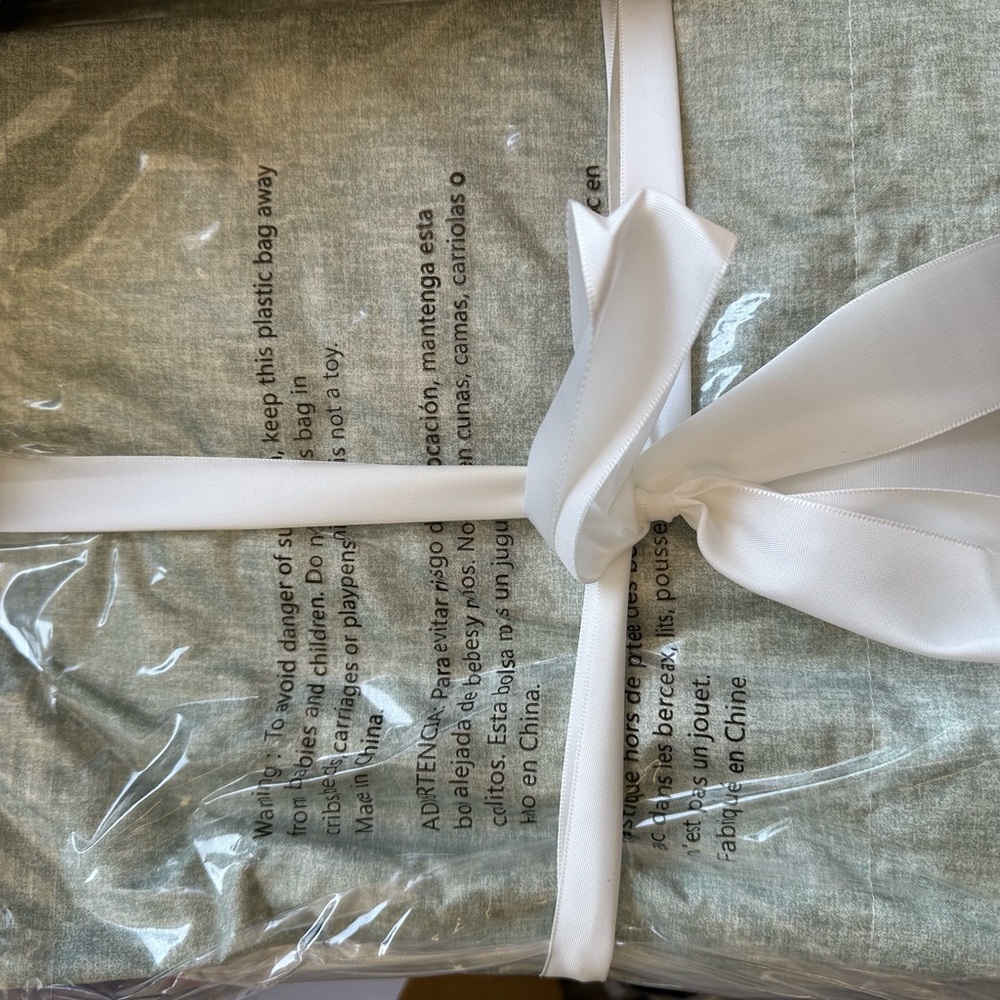 New OEKO-TEX Certified Twin/Twin Extra Long Camden Comforter Set Sage Green - Picture 8 of 8